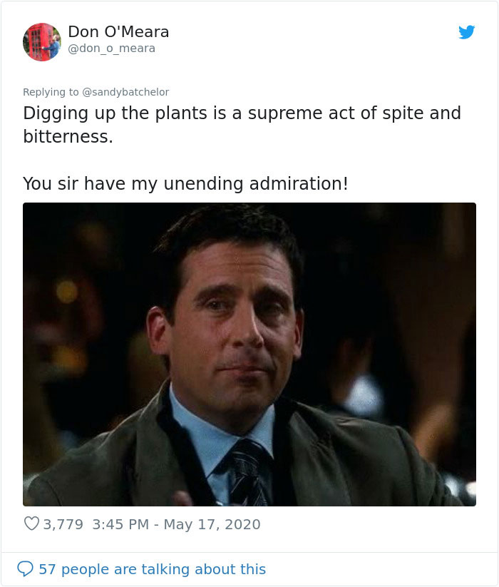 Guy Films A Hilarious Apartment Tour For His Letting Agent After Being Forced Out Of It By The Landlord, Doesn't Let Any Problem Go Unnoticed