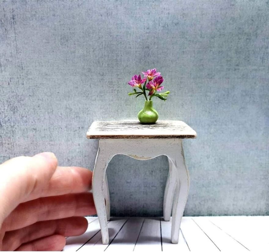 A Russian Mother Of Three Has Become A Master Of Miniatures From Cold Porcelain