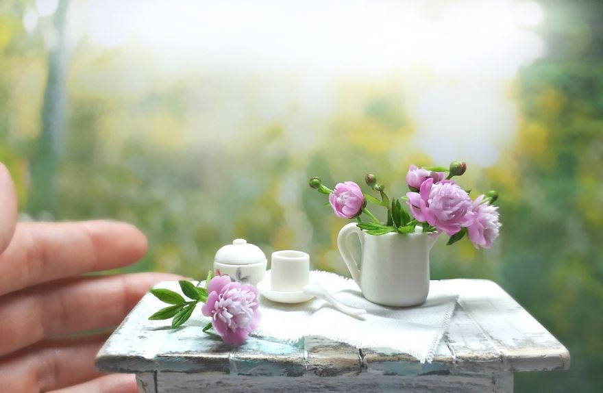 A Russian Mother Of Three Has Become A Master Of Miniatures From Cold Porcelain