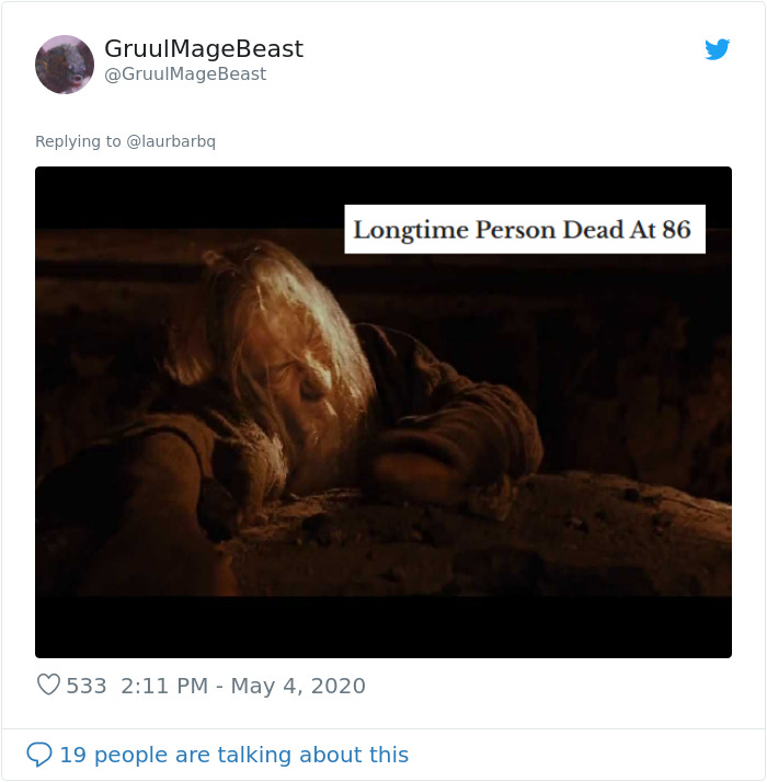 Person Matches Scenes From 'The Lord Of The Rings' To Funny Headlines From 'The Onion' And Fans Find It Hilarious Person Matches Scenes From 'The Lord Of The Rings' To Funny Headlines From 'The Onion' And Fans Find It Hilarious