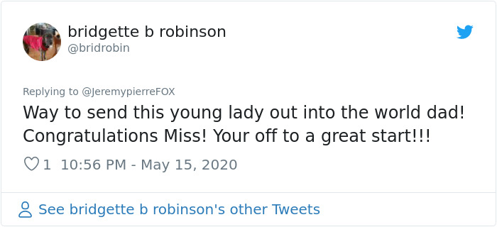 Dad Builds A Stage Right On His Driveway To Host College Graduation For His Daughter Dad Builds A Stage Right On His Driveway To Host College Graduation For His Daughter