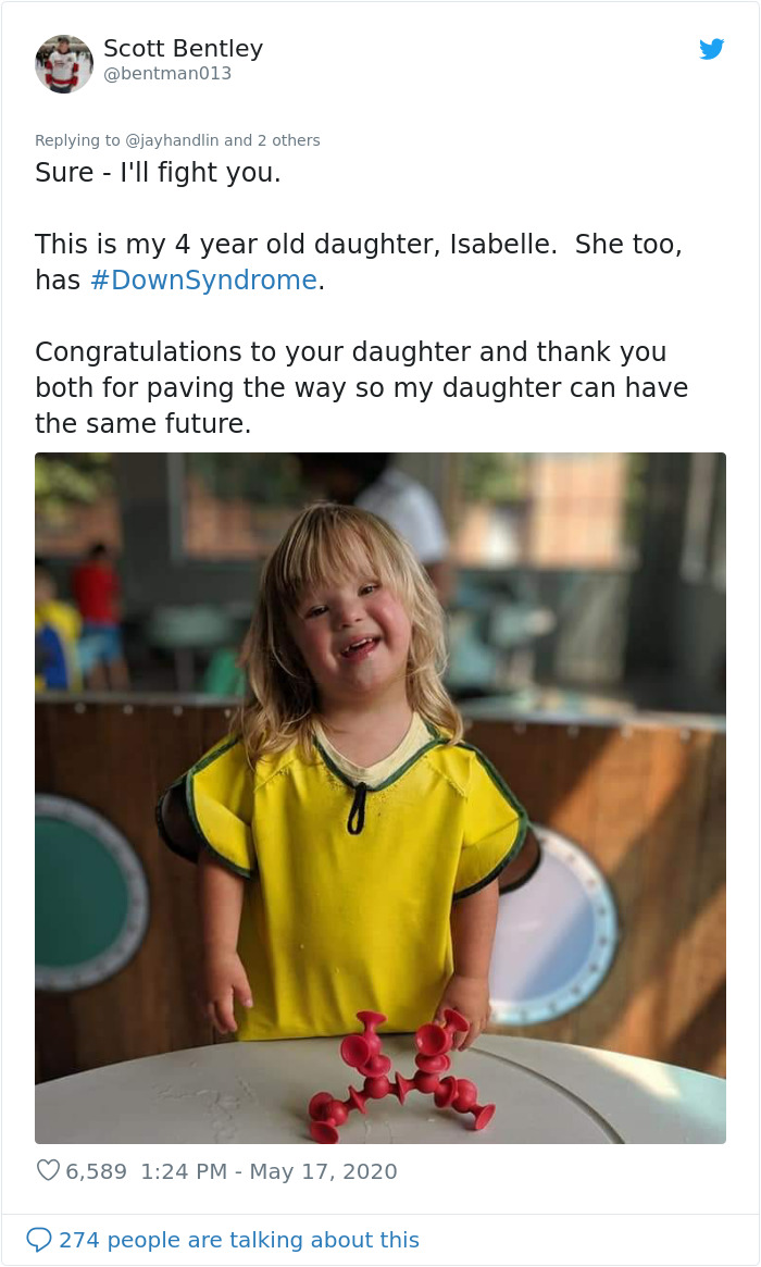 This Dad Couldn&rsquo;t Be Prouder Of His Daughter With Down Syndrome Who Just Graduated From College