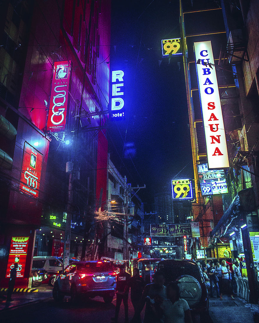 30 Photos From My Year As Manila's Cyberpunk Photographer 30 Photos From My Year As Manila's Cyberpunk Photographer