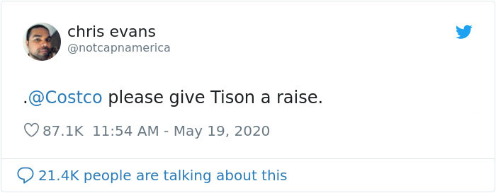 Idiot Films Costco Employee Kicking Him Out For Not Wearing A Mask, People Are On The Employee's Side