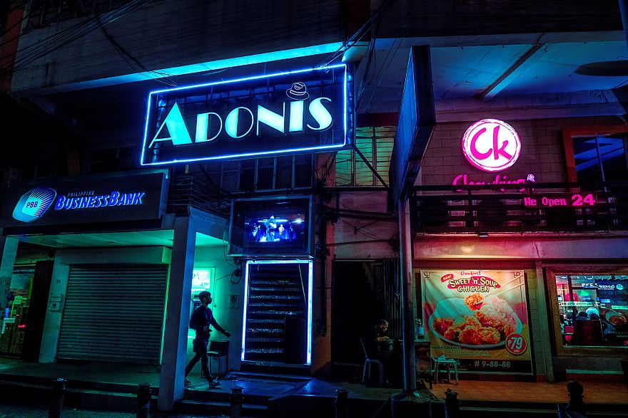 30 Photos From My Year As Manila's Cyberpunk Photographer 30 Photos From My Year As Manila's Cyberpunk Photographer