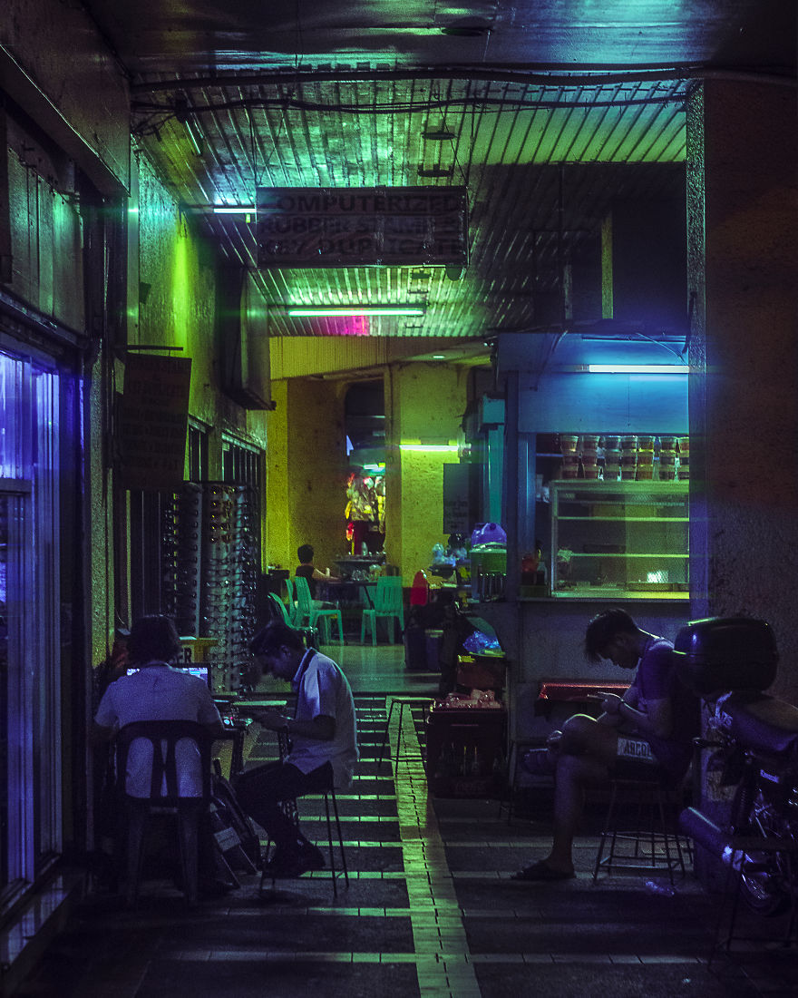 30 Photos From My Year As Manila's Cyberpunk Photographer 30 Photos From My Year As Manila's Cyberpunk Photographer