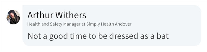 Man Continuously Tries To Embarrass His Wife During Her Zoom Calls By Hilariously Photobombing Them Man Continuously Tries To Embarrass His Wife During Her Zoom Calls By Hilariously Photobombing Them