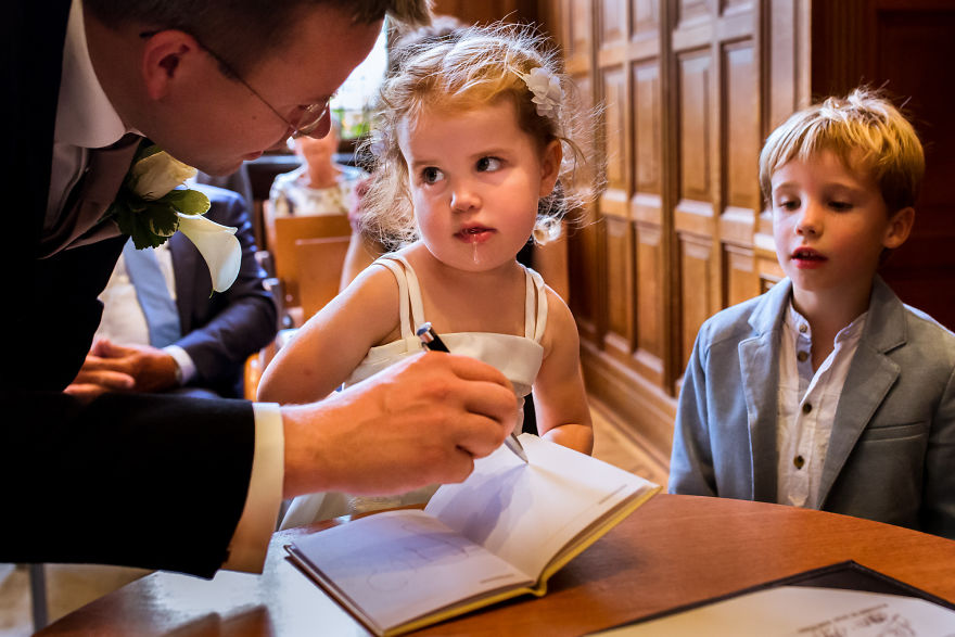 This Little Girl Who Forgot Her Hanky