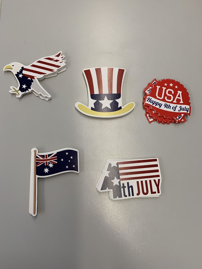 The 4th Of July Cupcake Toppers I Ordered Arrived With The Australian Flag