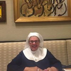 sisterlynnjulian avatar