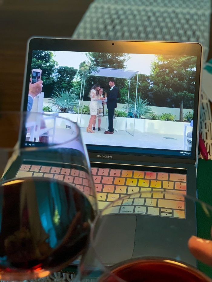 My Friends Said “F**k Corona”, Washed Their Hands, Got Married, And Live-Streamed The Whole Thing So We Could All Celebrate With Them