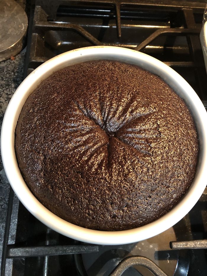 I Tried To Bake My Daughter A Birthday Cake But I Made A Butthole Instead