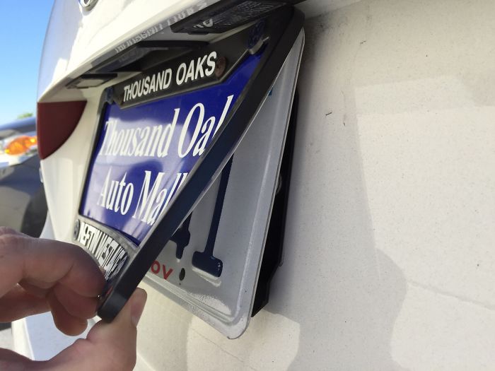 I Bought A Used Car And Have Been Waiting For My License Plates, Even After Receiving My Registration With License Plate Number. I'm An Idiot