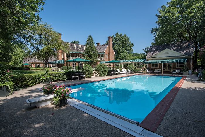 Person Finds A Listing For A House That Has A Fake City In Its Basement And You Can Only Guess Why