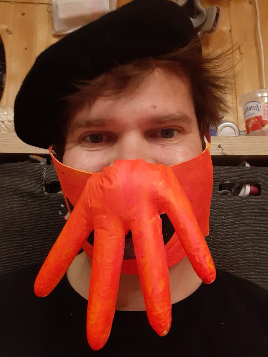 In Order Not To Let Creativity Die, The Artist Makes Fun Masks During Quarantine