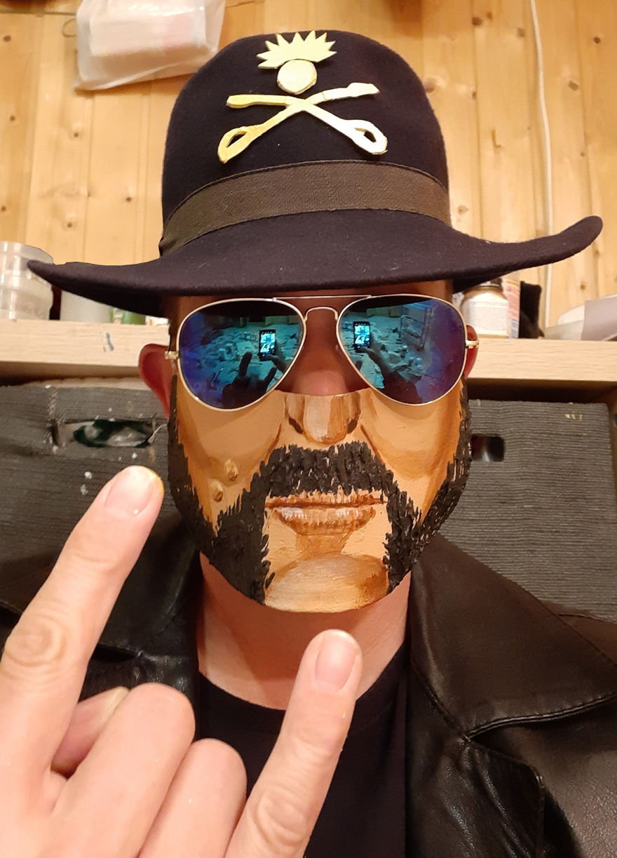 In Order Not To Let Creativity Die, The Artist Makes Fun Masks During Quarantine