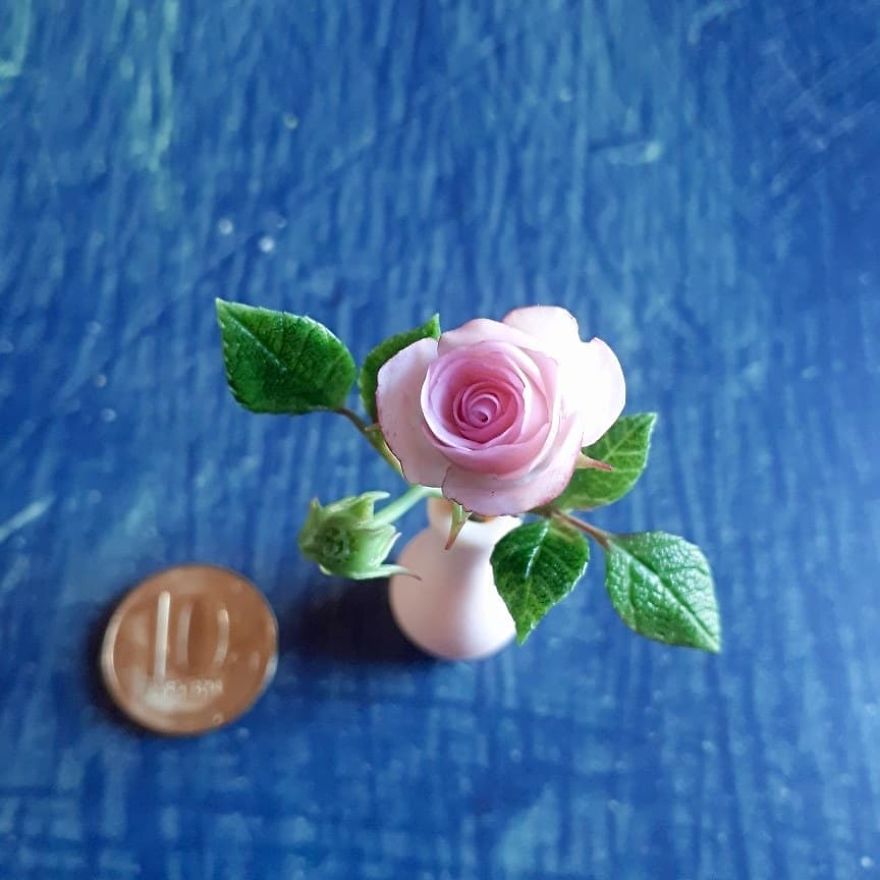 A Russian Mother Of Three Has Become A Master Of Miniatures From Cold Porcelain