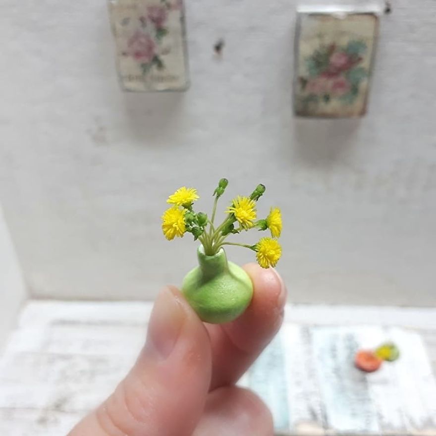 A Russian Mother Of Three Has Become A Master Of Miniatures From Cold Porcelain