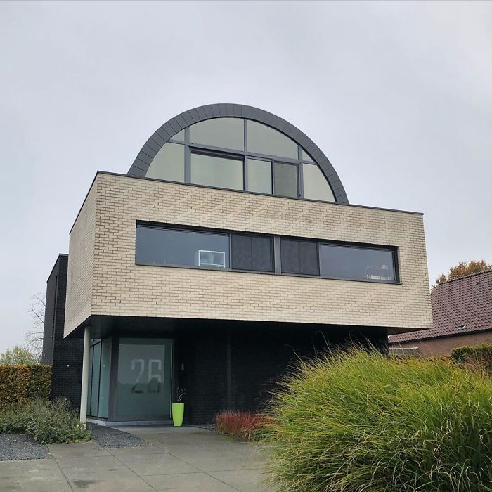 Bigmouth Strikes Again