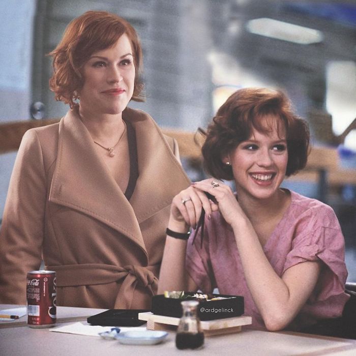 Molly & Molly Ringwald.
then & Now. 🎬
riverdale Meets The Breakfast Club.
mary Andrews Visiting Claire Standish. .
.
.
#tb #tbt #throwback #throwbackthursday #mollyringwald #thenandnow #toenennu #riverdale #thebreakfastclub #movie #tv #mashup #art #edit #photoshop #tripdownmemorylane #instagood #picoftheday #photooftheday #instadaily #classic #instafilm #instaart @mollyringwald