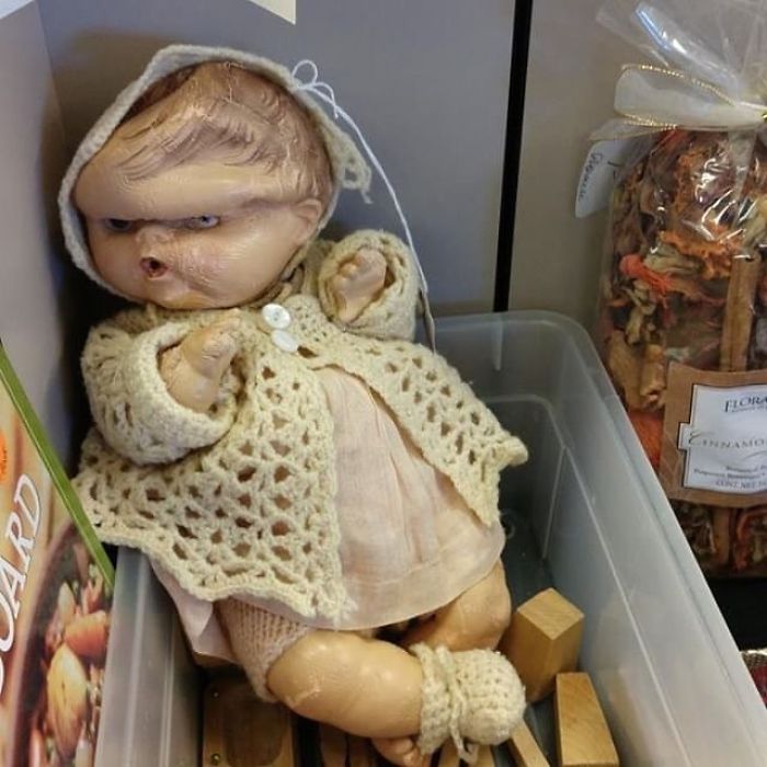 Funny-Thrift-Store-Art