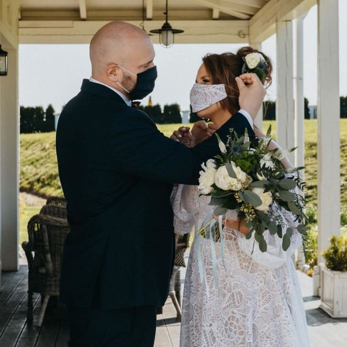 Such A Stylish Wedding During A Pandemic