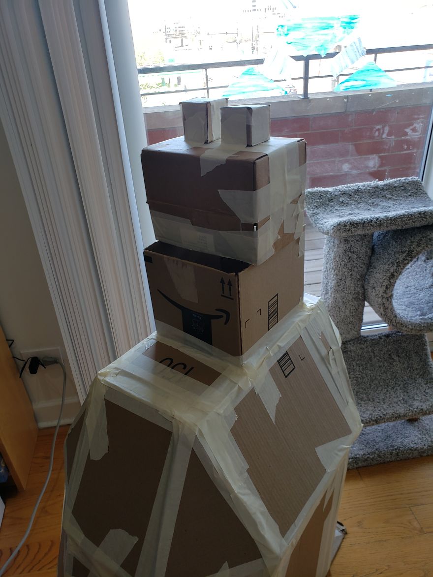 I Built This Dalek For My Cats Out Of Cardboard Boxes, And Topsy And Turvy Are Thrilled I Built This Dalek For My Cats Out Of Cardboard Boxes, And Topsy And Turvy Are Thrilled