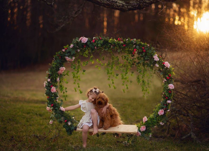 I Capture Children With Animals And Create Magical Moments.