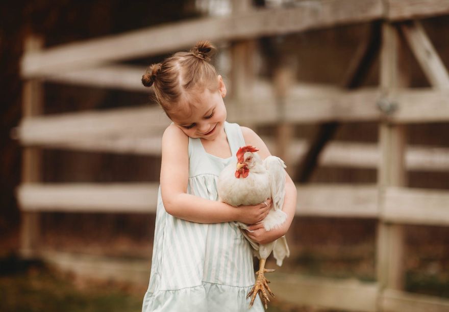 I Capture Children With Animals And Create Magical Moments.