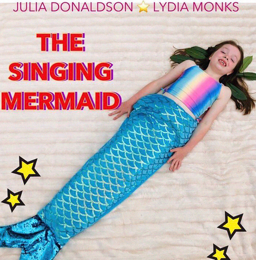 People Are Spending Their Quarantine Time Doing Fun Book Cover Cosplayers