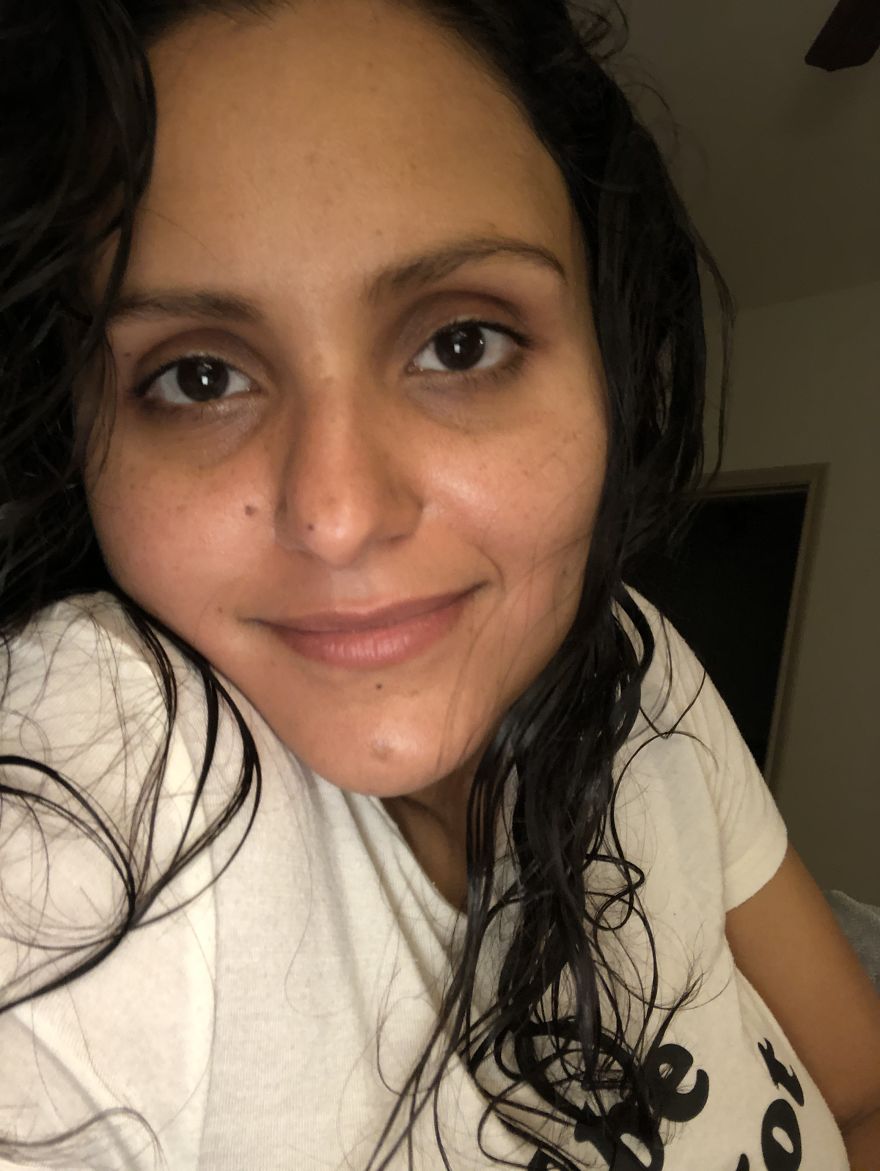 Ten Years Ago I Sent A Text To The Wrong Number And The Guy Who Replied Is Now My Husband!!