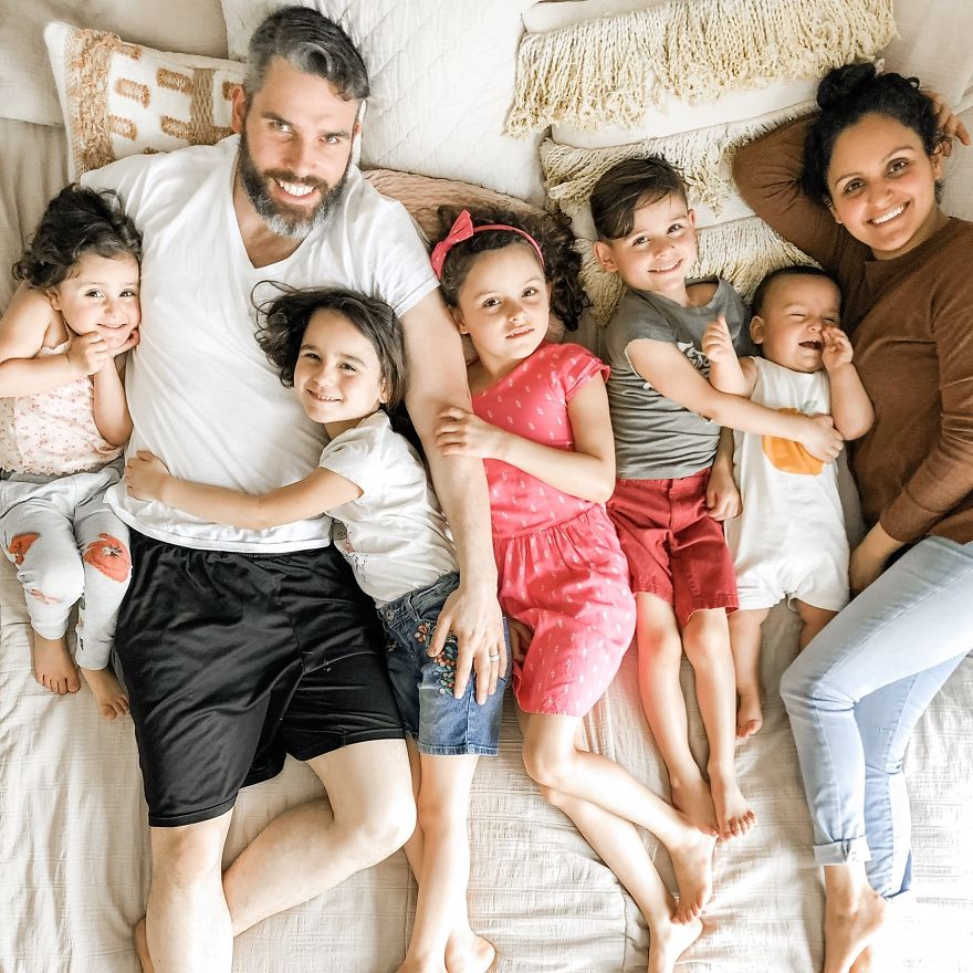 Ten Years Ago I Sent A Text To The Wrong Number And The Guy Who Replied Is Now My Husband!!