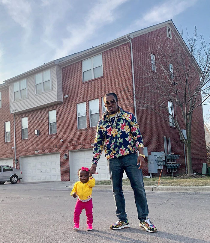 Dad's Honest Review On His Daughter's 'Restaurant' Goes Viral Dad's Honest Review On His Daughter's 'Restaurant' Goes Viral