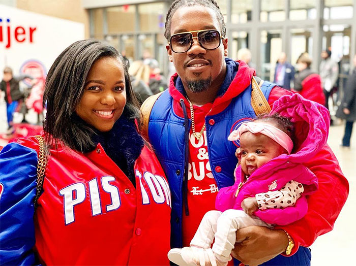 Dad's Honest Review On His Daughter's 'Restaurant' Goes Viral Dad's Honest Review On His Daughter's 'Restaurant' Goes Viral