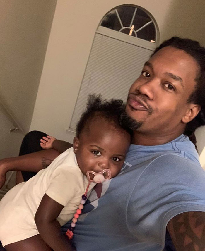 Dad's Honest Review On His Daughter's 'Restaurant' Goes Viral Dad's Honest Review On His Daughter's 'Restaurant' Goes Viral