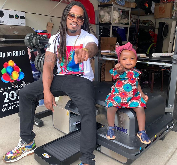 Dad's Honest Review On His Daughter's 'Restaurant' Goes Viral Dad's Honest Review On His Daughter's 'Restaurant' Goes Viral