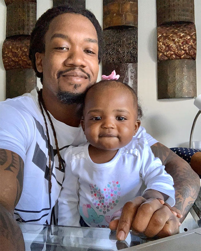 Dad's Honest Review On His Daughter's 'Restaurant' Goes Viral Dad's Honest Review On His Daughter's 'Restaurant' Goes Viral