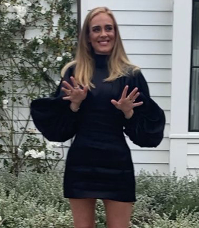 Adele Shows Off Her Incredible Transformation In The New Pic She Posted On Her 32nd Birthday Adele Shows Off Her Incredible Transformation In The New Pic She Posted On Her 32nd Birthday