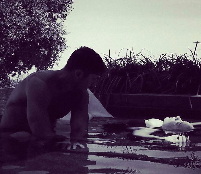 Adele Receives Criticism On Social Media After Losing 98 Pounds, But Her Personal Trainer Defends Her Adele Receives Criticism On Social Media After Losing 98 Pounds, But Her Personal Trainer Defends Her