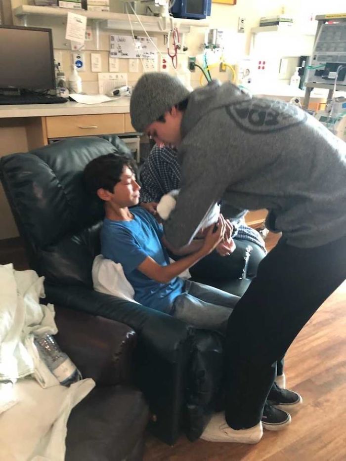 "I Adopted A 'Perfect' Micro-Preemie & Was By His Side As He Died 8 Days Later" "I Adopted A 'Perfect' Micro-Preemie & Was By His Side As He Died 8 Days Later"