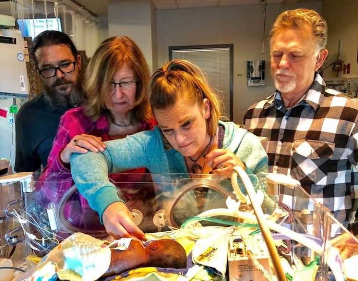 "I Adopted A 'Perfect' Micro-Preemie & Was By His Side As He Died 8 Days Later" "I Adopted A 'Perfect' Micro-Preemie & Was By His Side As He Died 8 Days Later"