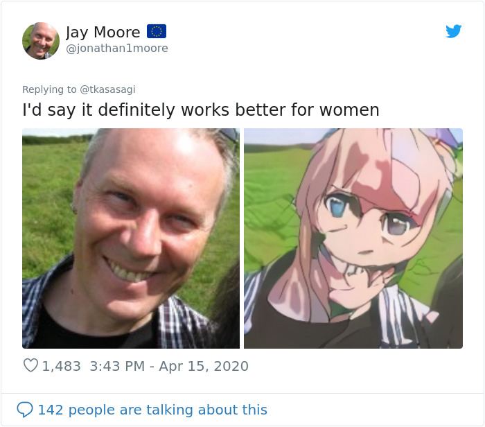 Anime-Characters-Selfie-2-Waifu