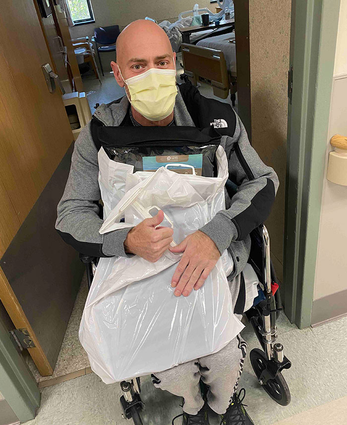 Man Shares An Eye-Opening Pic Showing What Covid-19 Did To Him After 6 Weeks In A Hospital