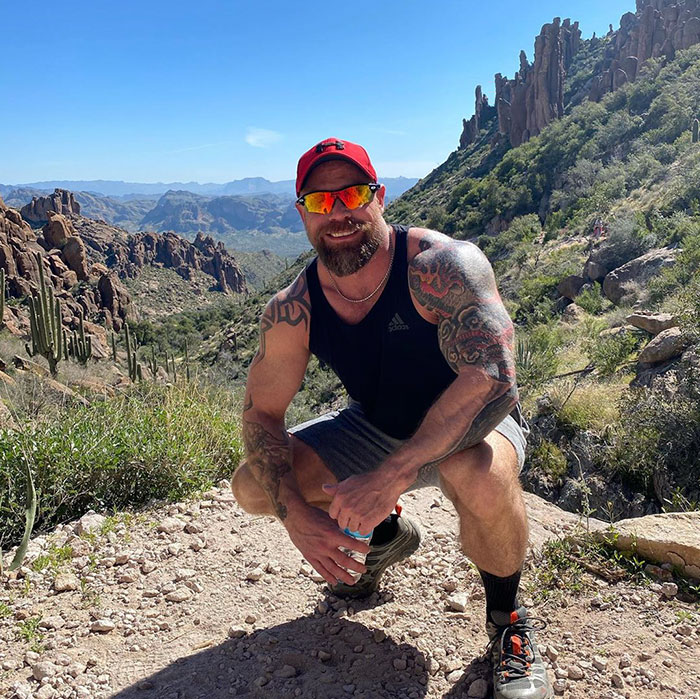 Man Shares An Eye-Opening Pic Showing What Covid-19 Did To Him After 6 Weeks In A Hospital