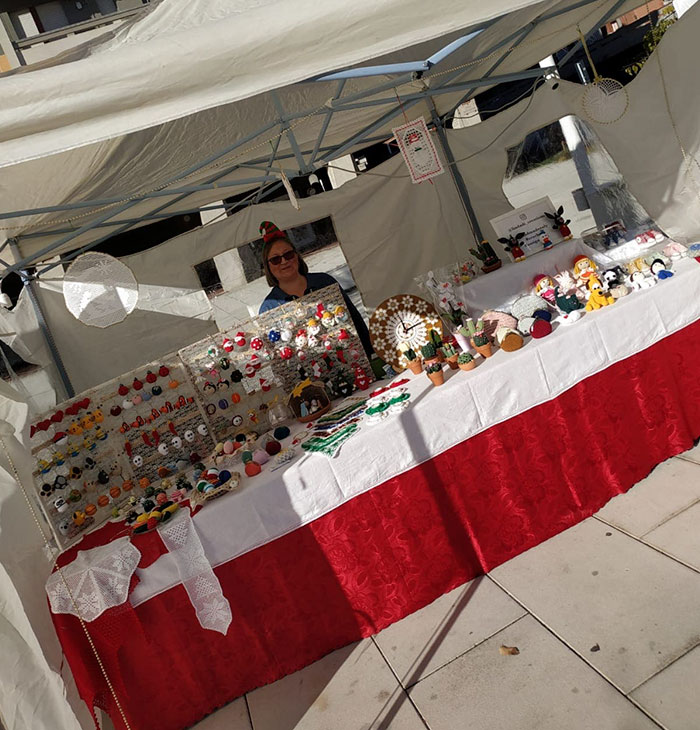 Italian Yarn Artist Created A Stunning Crocheted Aquarium Italian Yarn Artist Created A Stunning Crocheted Aquarium