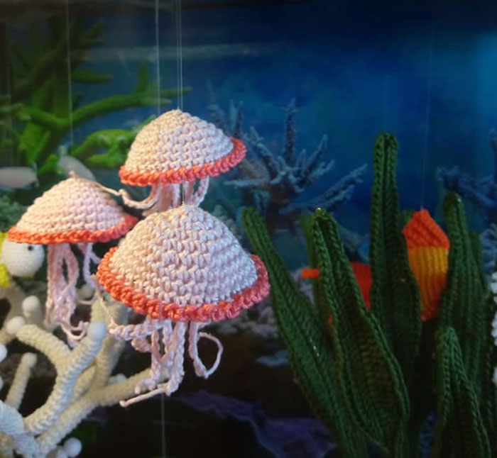 Italian Yarn Artist Created A Stunning Crocheted Aquarium Italian Yarn Artist Created A Stunning Crocheted Aquarium