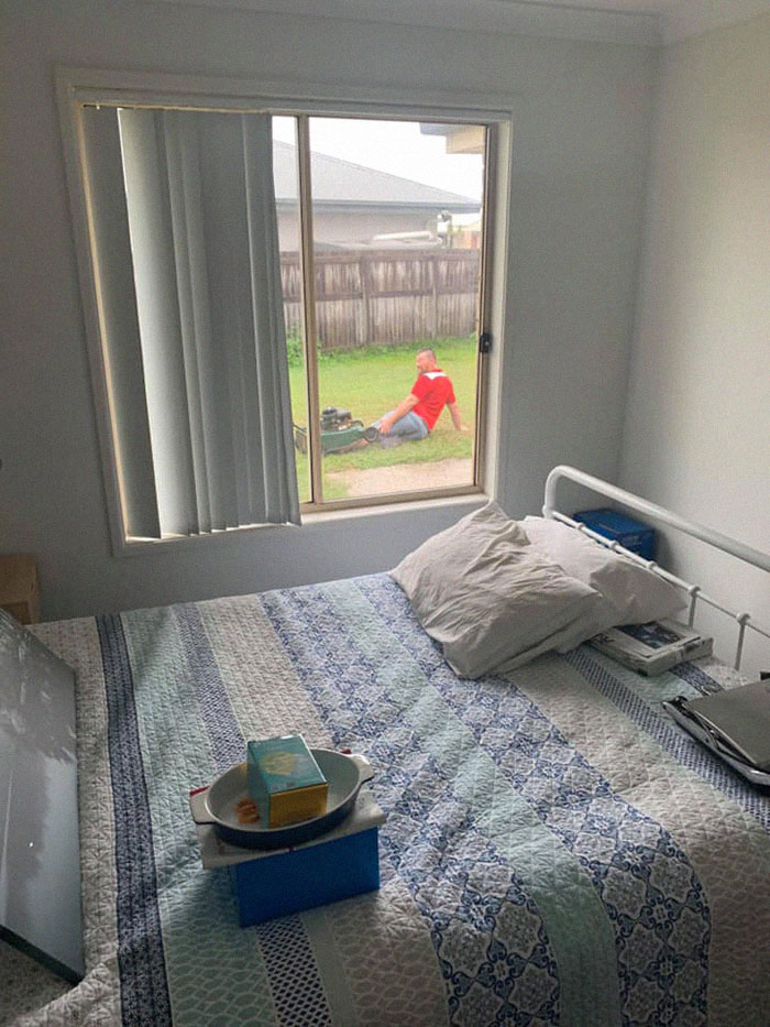 Real Estate Agents Ask This Guy To Send Pics Of His House To Confirm It's Still Upright, Receive These Hilarious Pics