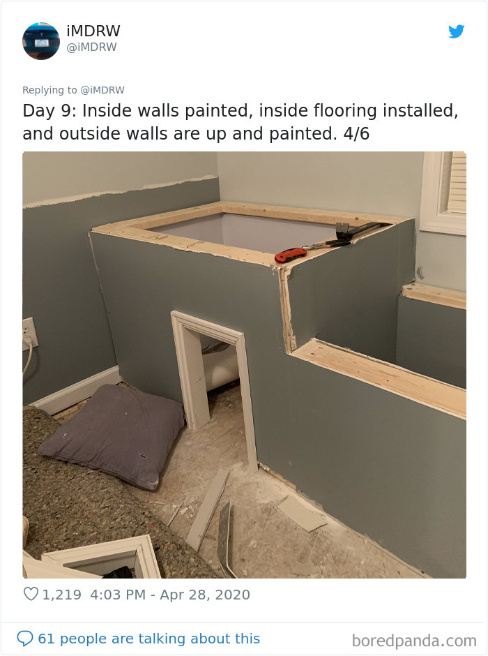Woman Documents Her Daughter Turning A Spare Room Into A House For Their Dogs Woman Documents Her Daughter Turning A Spare Room Into A House For Their Dogs