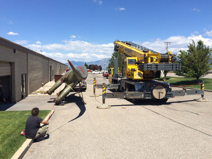 This Dad Should Win An Award For Building An Incredible 14-Meter Dinosaur Jungle Gym For His Kids This Dad Should Win An Award For Building An Incredible 14-Meter Dinosaur Jungle Gym For His Kids