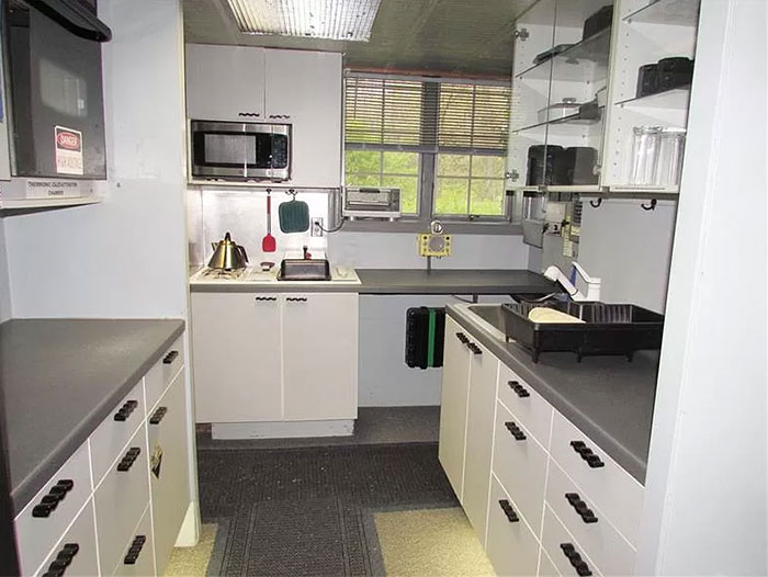 Someone Found This $159,900 House Listing That Looks Modest At First But Gets Weird Fast When You Look Inside Someone Found This $159,900 House Listing That Looks Modest At First But Gets Weird Fast When You Look Inside
